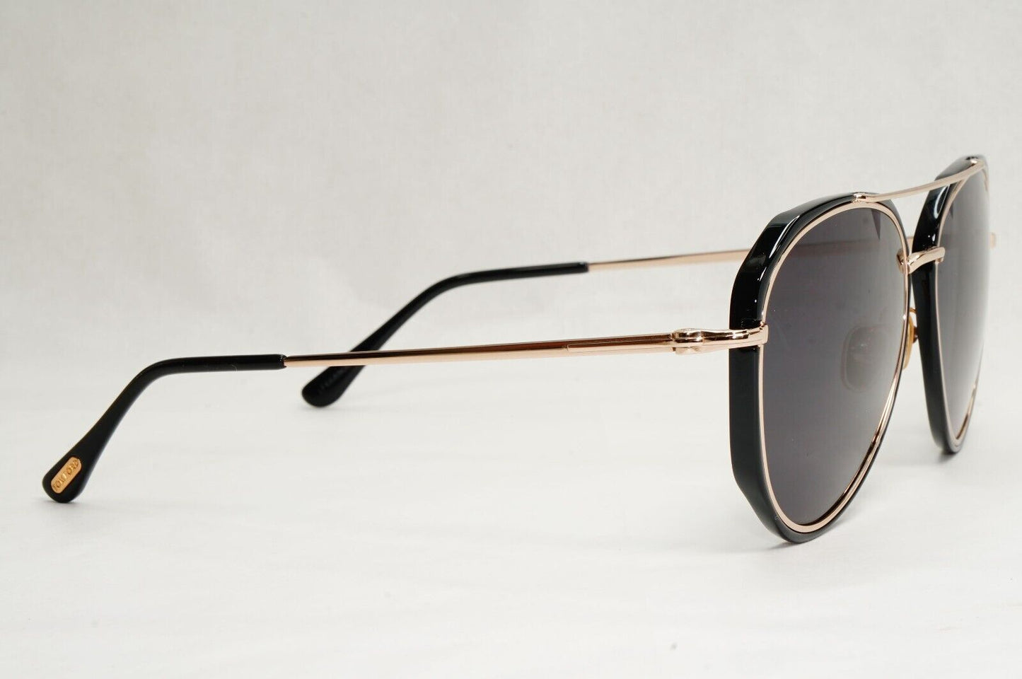 Tom Ford Sunglasses Vittorio Black Gold Pilot Large FT0749 TF 749 01A 60mm