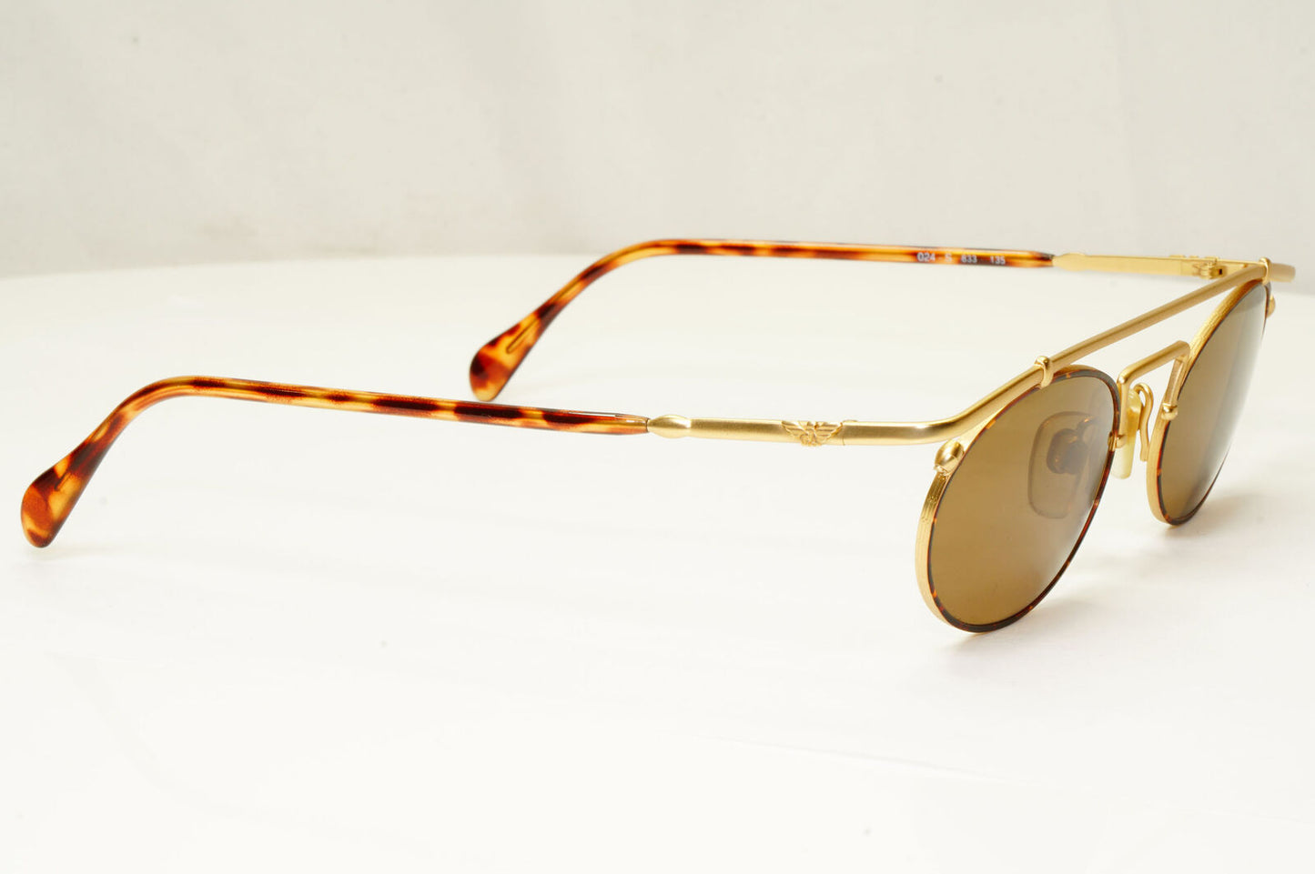 Emporio Armani 1997 Vintage Sunglasses Mens Womens Bridge Bar Gold 024-S 833