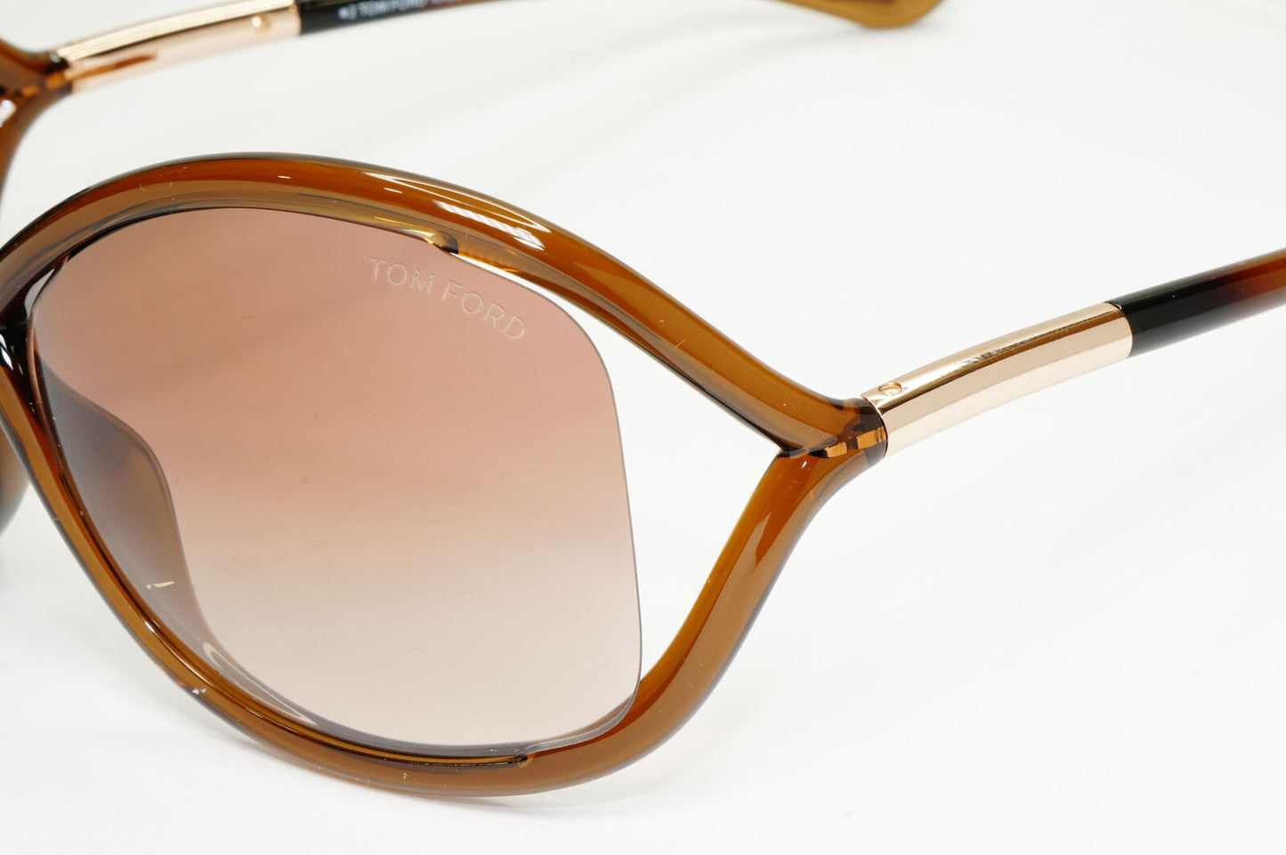 Tom Ford Whitney Sunglasses Brown Gradient Gold Large Wrap TF9 FT0009 692