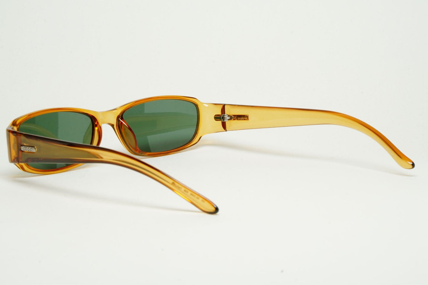 Gucci Sunglasses 2002 Vintage Honey Transparent Green Rectangle GG 2499 K98 52mm