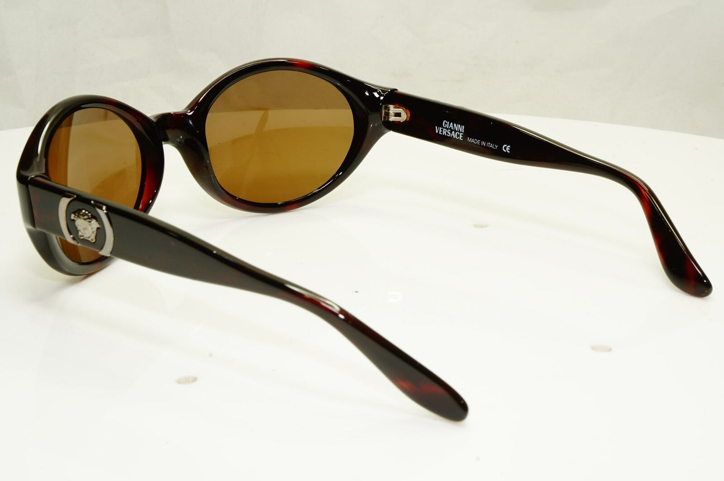 Gianni Versace 1996 Womens Vintage Brown Medusa Sunglasses MOD 250 COL 900