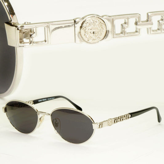 Gianni Versace 1995 Vintage Silver Medusa Oval Black Sunglasses MOD G42 COL 26M