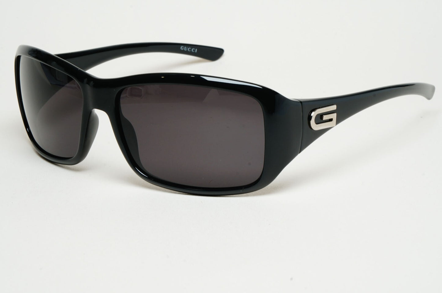 Gucci Sunglasses 2002 Vintage Black Retro Wrap GG 2550/N/S D28 58mm 140325
