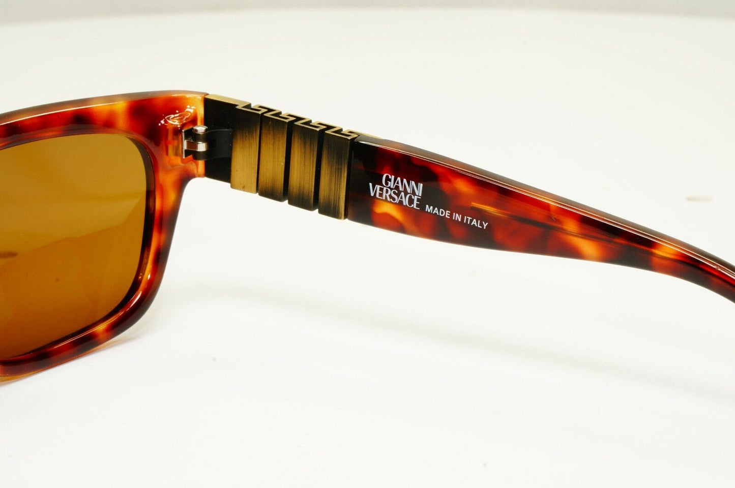 Gianni Versace 1996 Mens Vintage Brown Square Sunglasses Meander MOD 532 COL 806