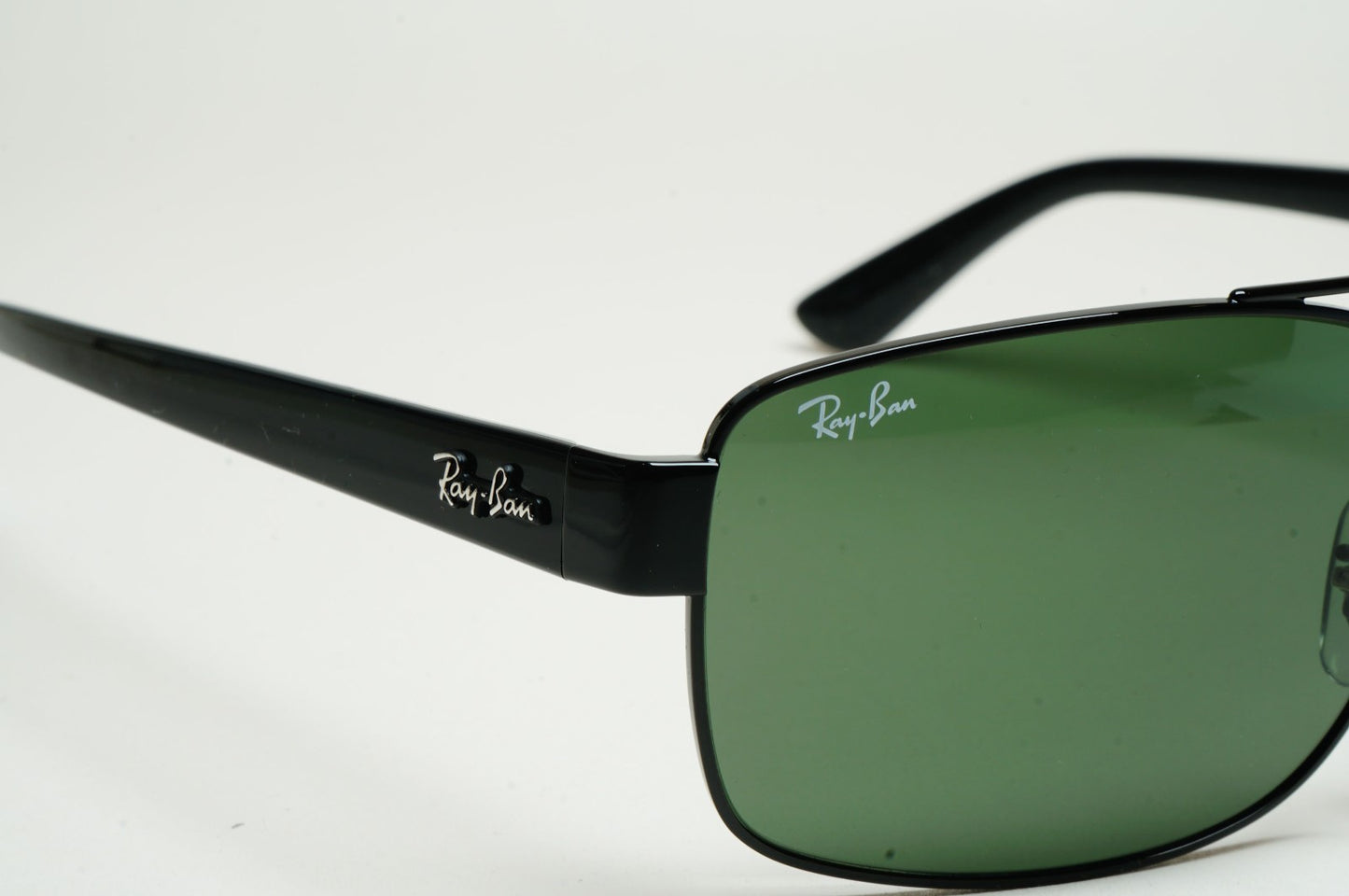 Ray-Ban Sunglasses Black Green Square Pilot Navigator RB 3687 002/31 61mm
