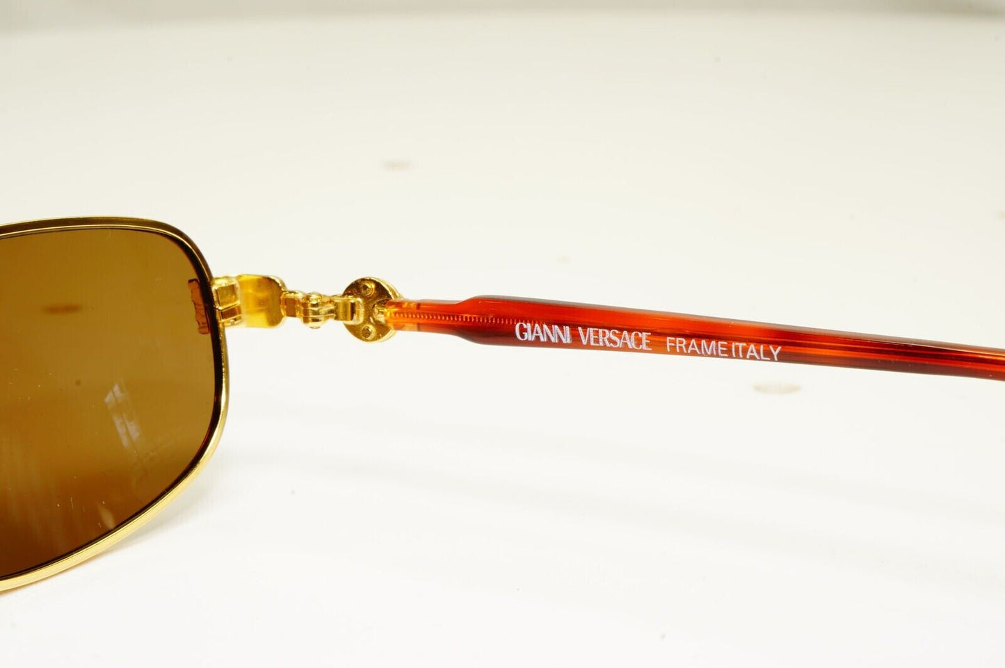 Gianni Versace 1995 Vintage Gold Medusa Brown Metal Sunglasses MOD G50 COL 56L