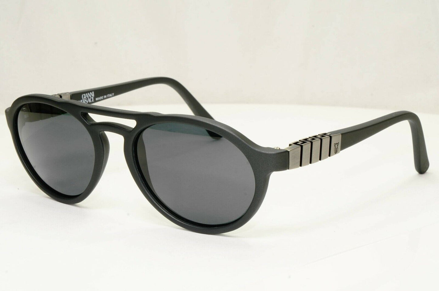 Gianni Versace 1996 Mens Vintage Charcoal Grey Pilot Sunglasses MOD 535 COL 789