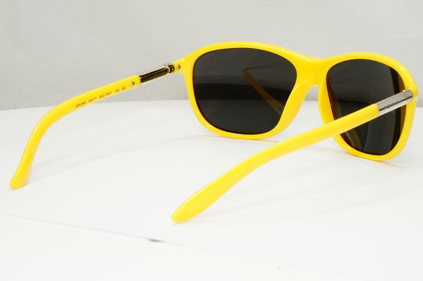 Prada 2011 Sunglasses Black Yellow Square Wrap PR08MS SPR 08M GKD-3M1 240123