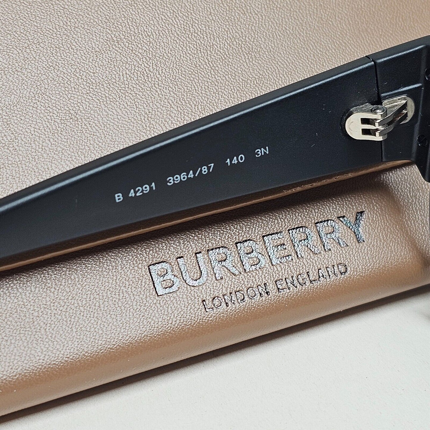 Burberry Sunglasses Black Shield Visor Dark Grey Square BE 4291 3964/87