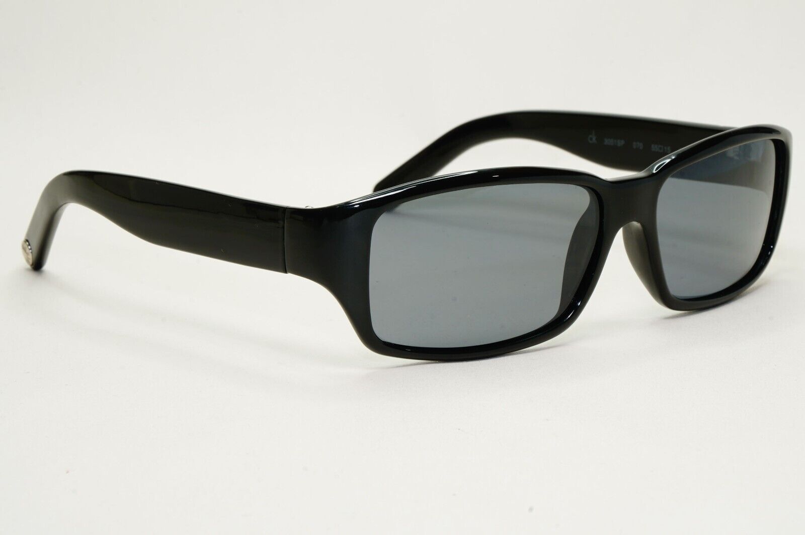 Calvin Klein Sunglasses 2005 Vintage Polarized Black Grey 3051SP 070 121124