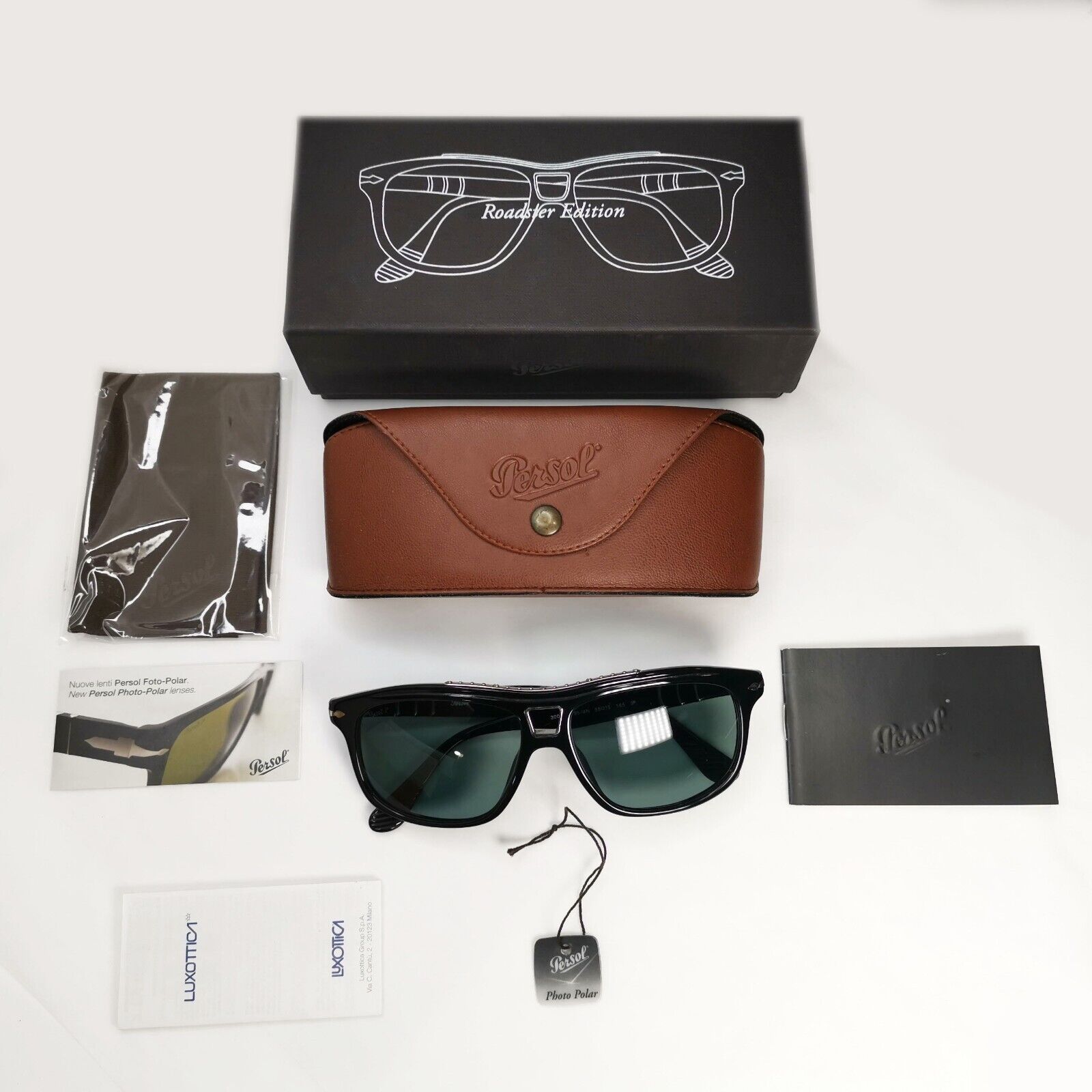 Persol Sunglasses 2011 Roadster Black Polarized Photo Chromic 3009-S 95/4N 58mm