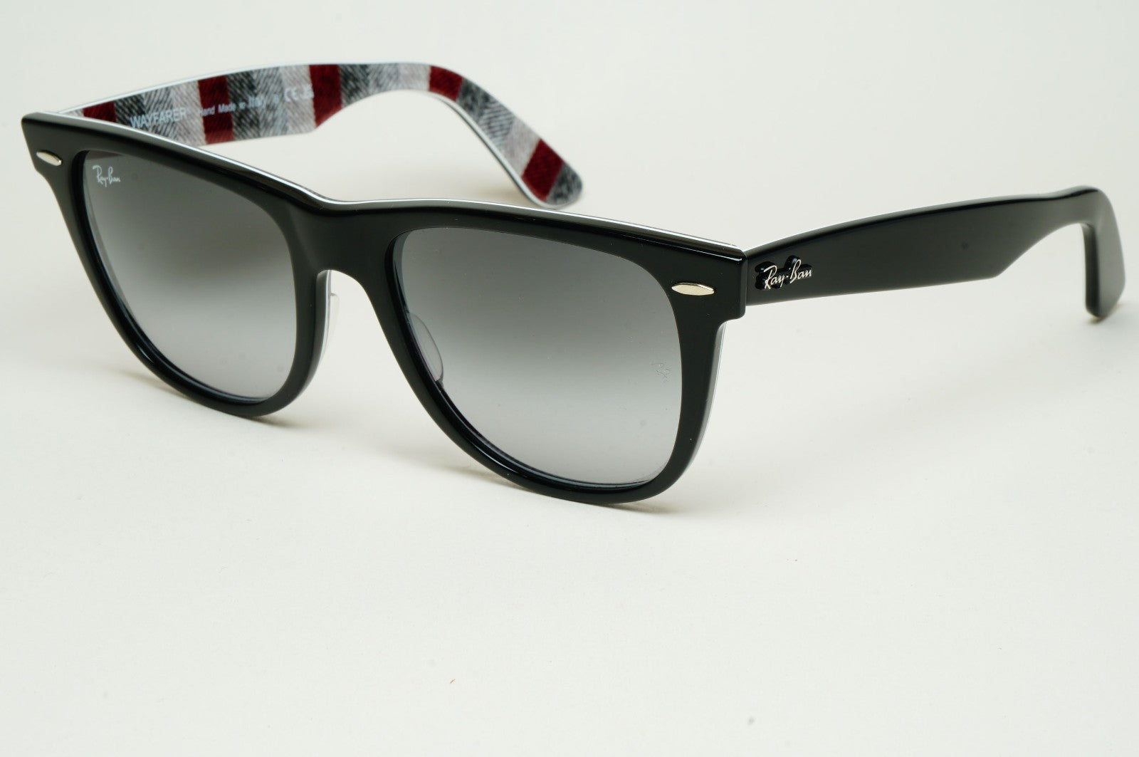 Ray-Ban Sunglasses Wayfarer RB 2140 Black Grey Gradient 1318/3A 54mm Large