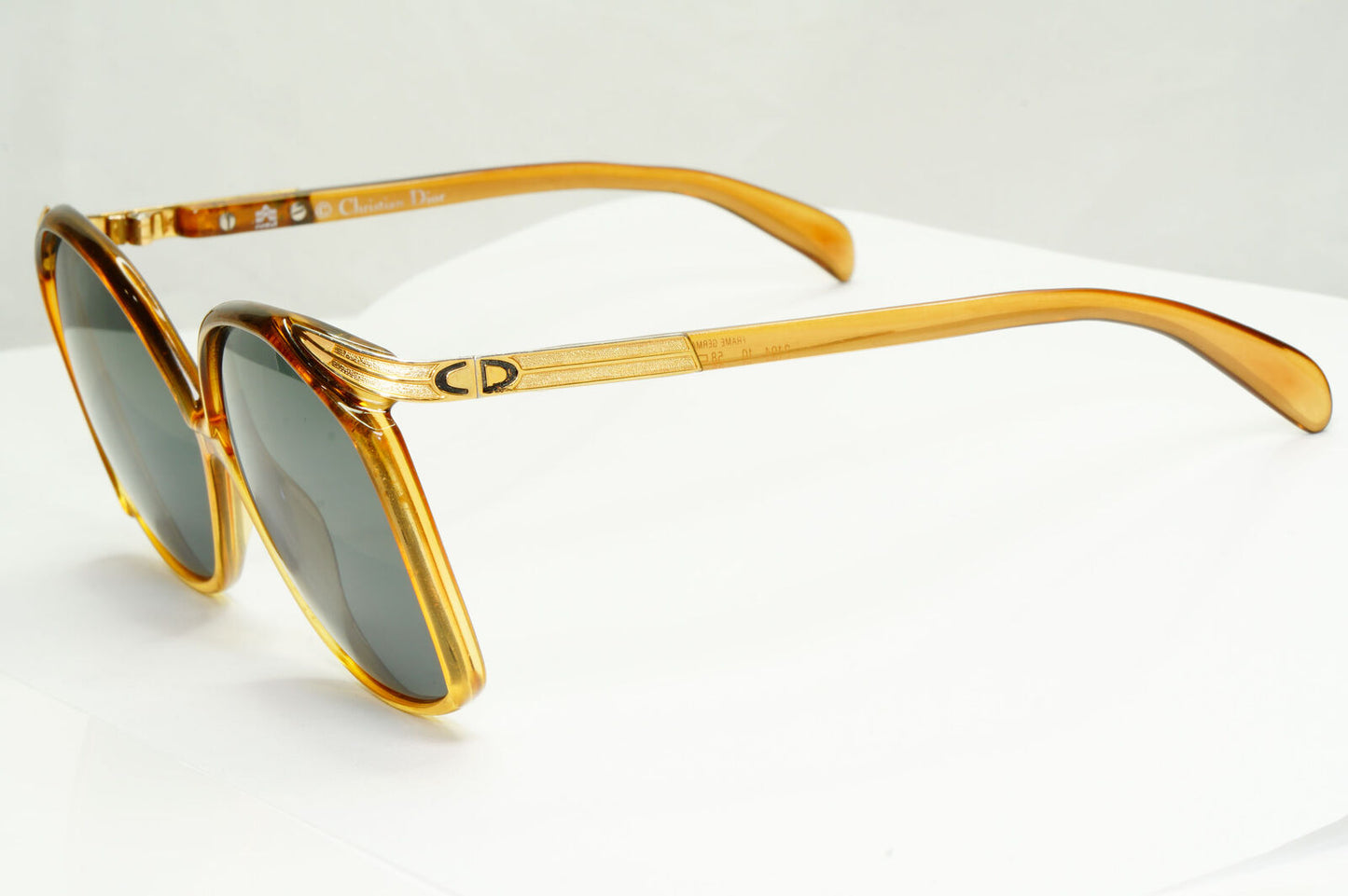 Dior 1990s Vintage Sunglasses Brown Honey Green Square Germany 2104 10 251122