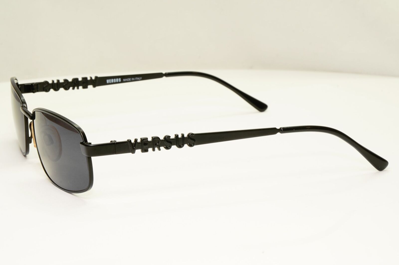 Versus 1995 Vintage Black Metal Sunglasses Gianni Versace MOD R27 COL 028