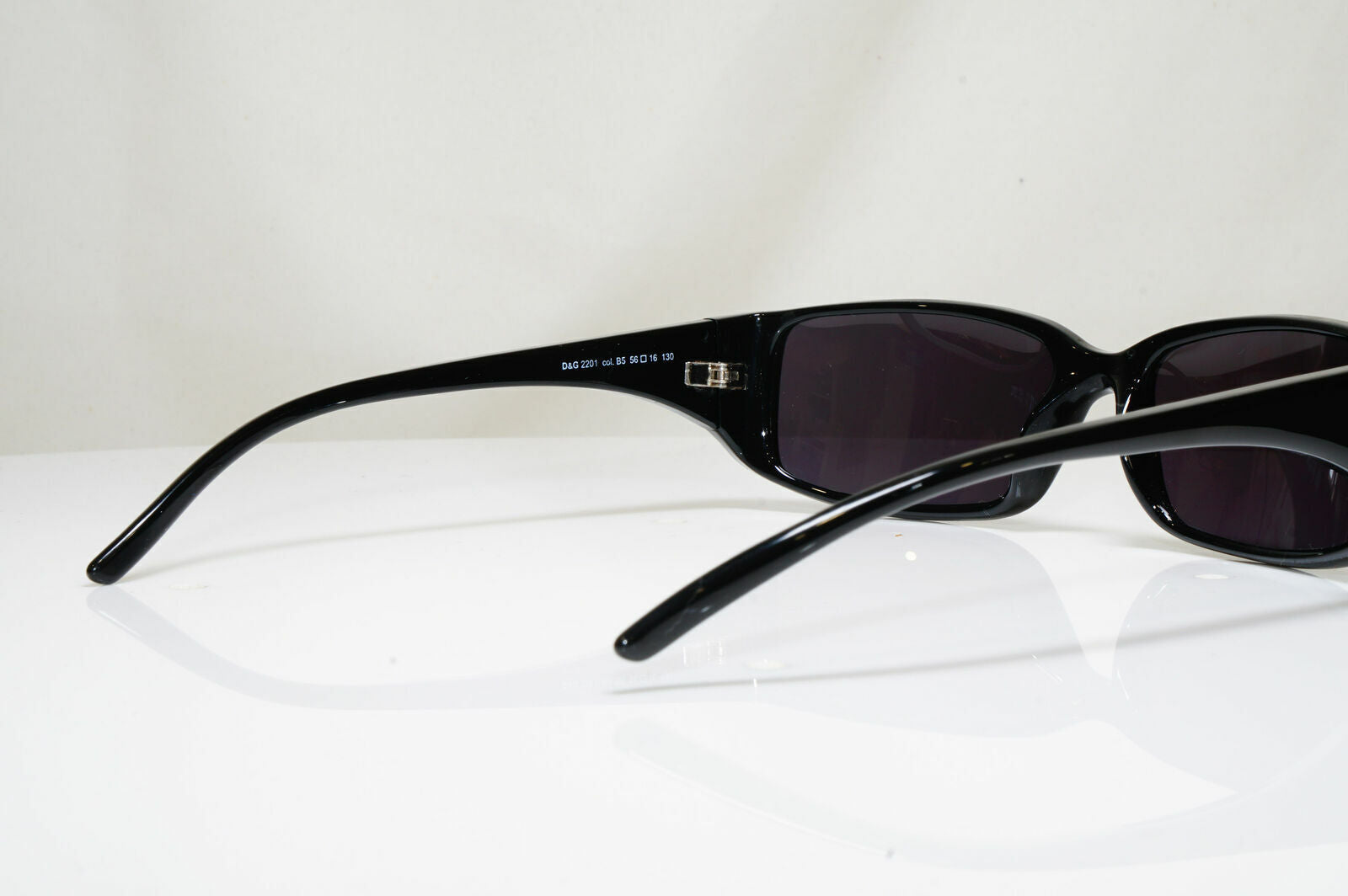 Authentic DOLCE & GABBANA Vintage Sunglasses Black Rectangle D&G 2201 B5 26535