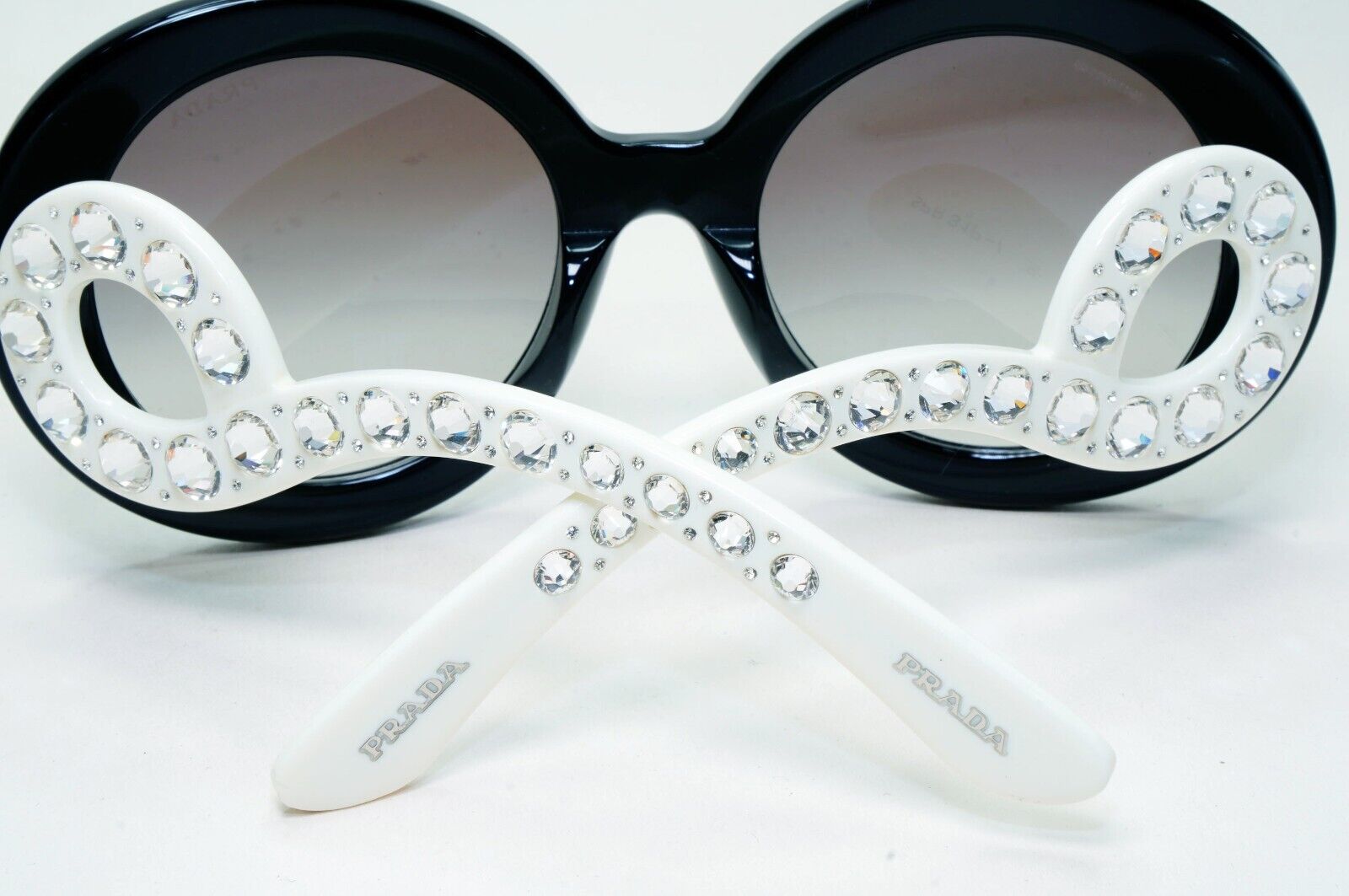 Prada Sunglasses Baroque Ornate Swirl White Black PR31PS SPR 31P 7S3-0A7  311024