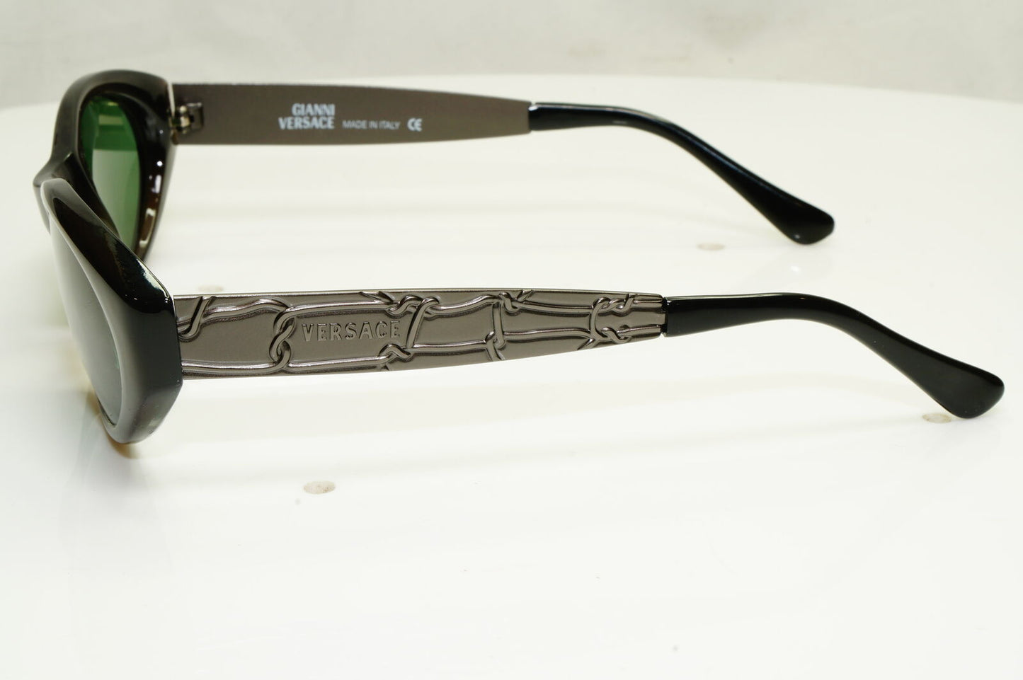 Gianni Versace 1996 Unisex Vintage Brown Gunmetal Sunglasses MOD 470/M COL 685