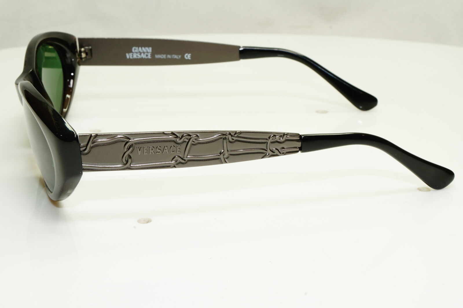 Gianni Versace 1996 Unisex Vintage Brown Gunmetal Sunglasses MOD 470/M COL 685
