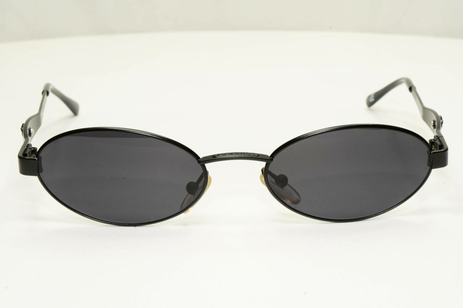 Gianni Versace 1996 Vintage Black Medusa Oval Metal Sunglasses MOD S08 COL 028