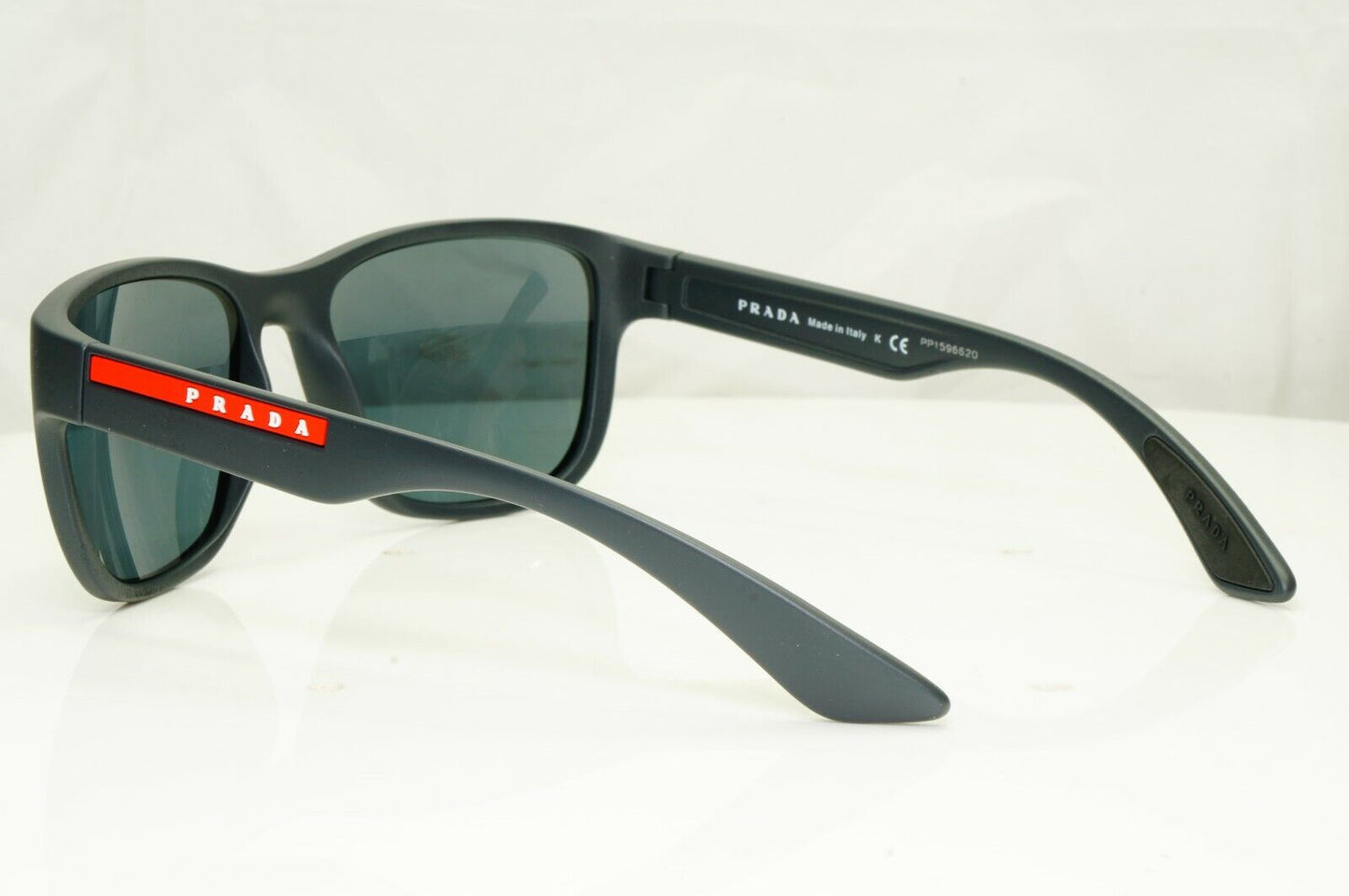 Authentic Prada Mens Grey Sunglasses Square Mirror SPS 01U UFK-5L0 Red Stripe