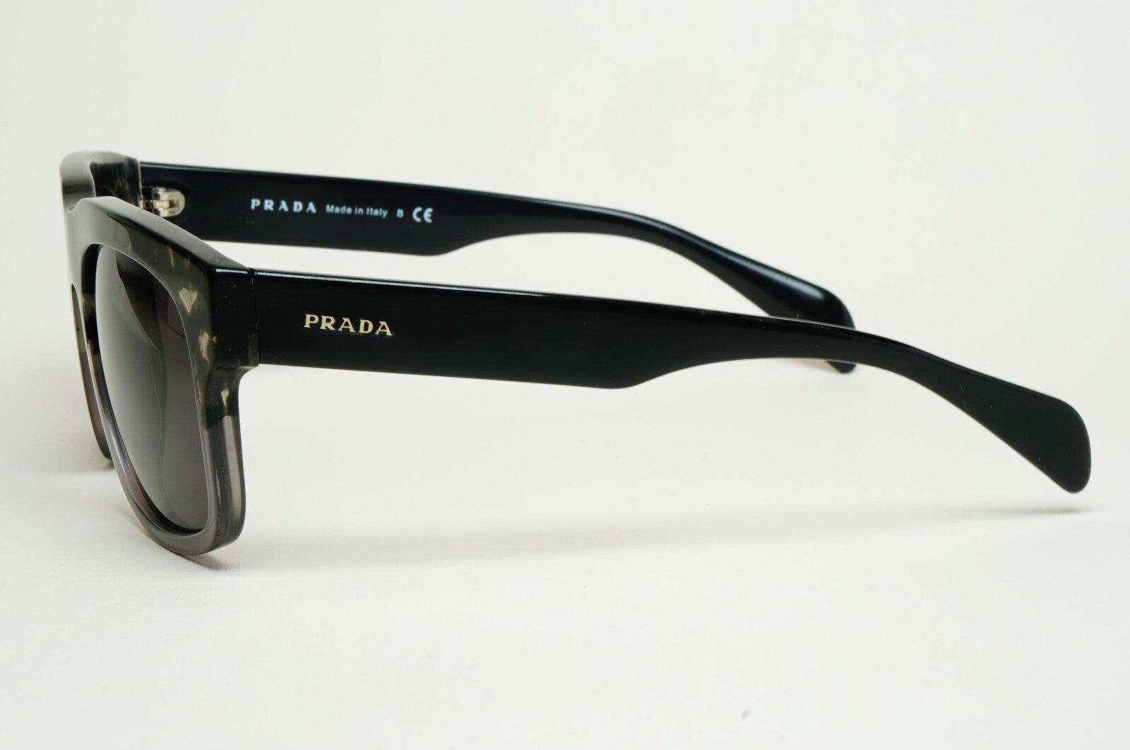 Prada Sunglasses 2013 Vintage Square Grey Black PR14QS SPR 14Q RO3-1A1 140325