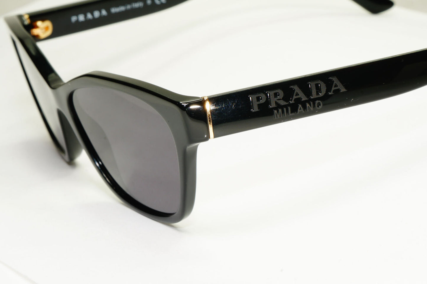Prada Sunglasses Black Glossy Fashion Designer PR03WV VPR 03W 1AB-1O1 180323