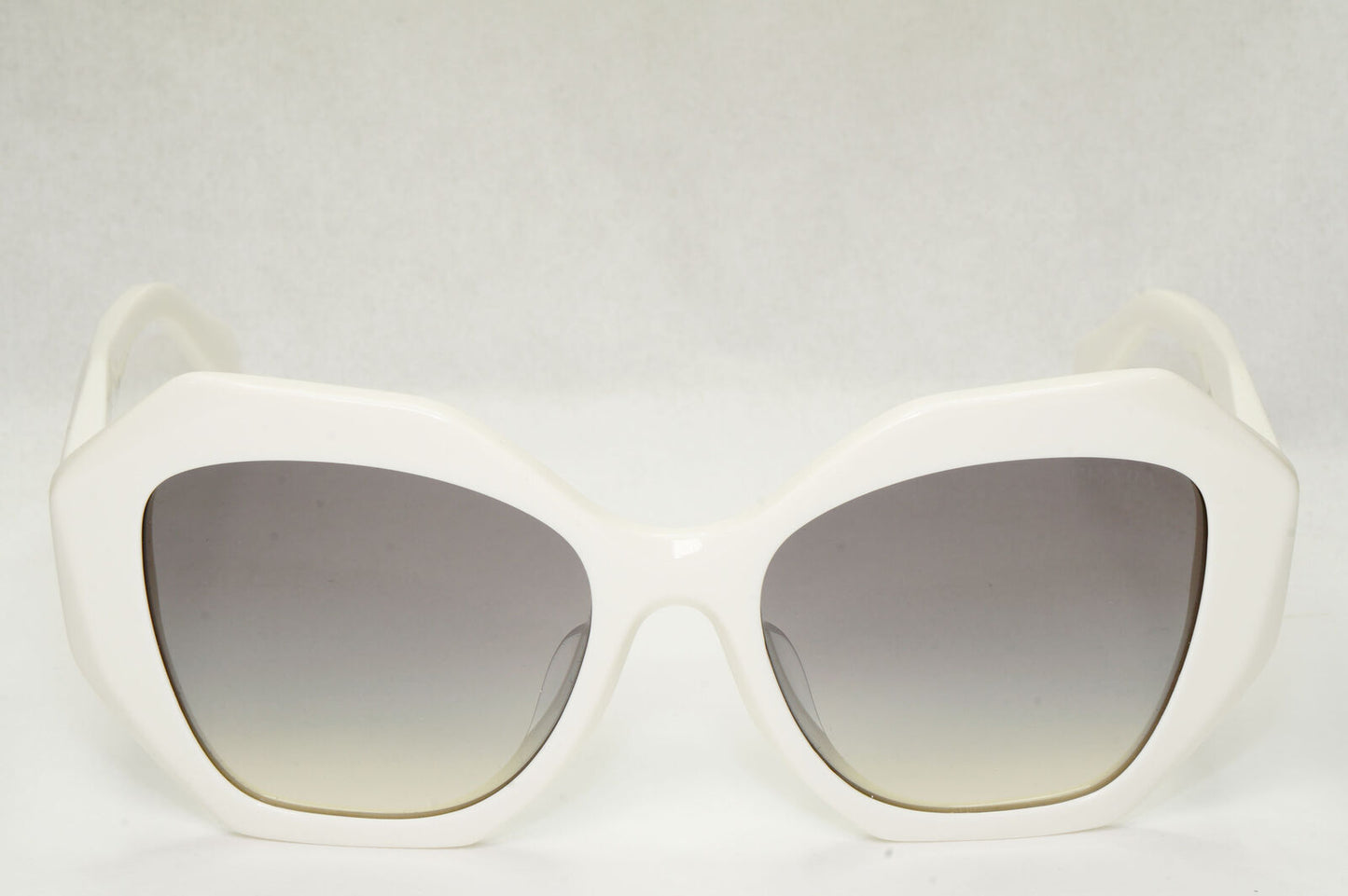 Prada Sunglasses White Symbole Triangle Square Grey PR16WFS SPR 16W-F 142-130