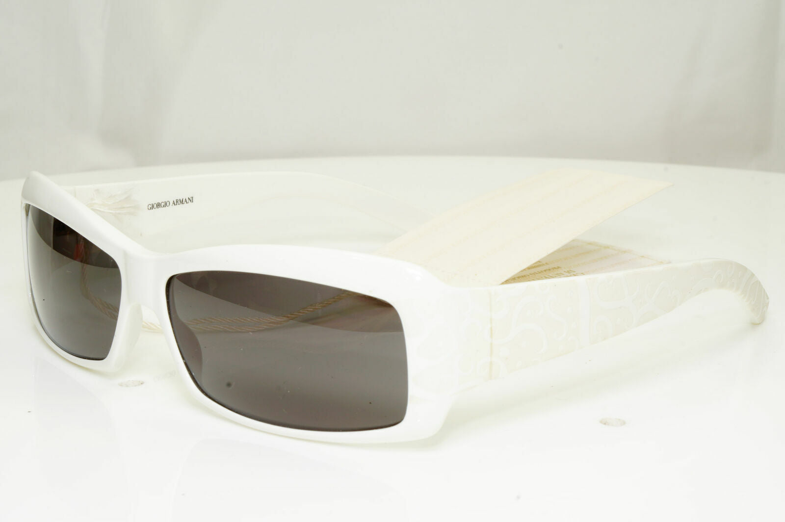 Giorgio Armani Womens Vintage 2002 Sunglasses White Ivory GA 65/S C29 31842