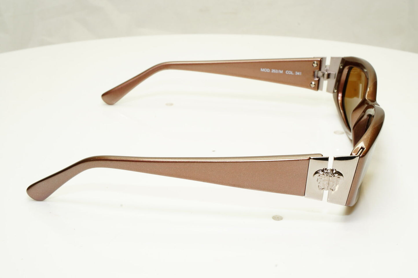 Gianni Versace 1996 Mens Vintage Brown Medusa Sunglasses MOD 253/M COL 341