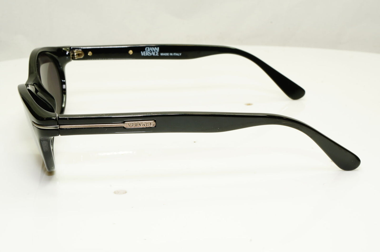 Gianni Versace 1996 Mens Unisex Vintage Glossy Black Sunglasses MOD 453 COL 852