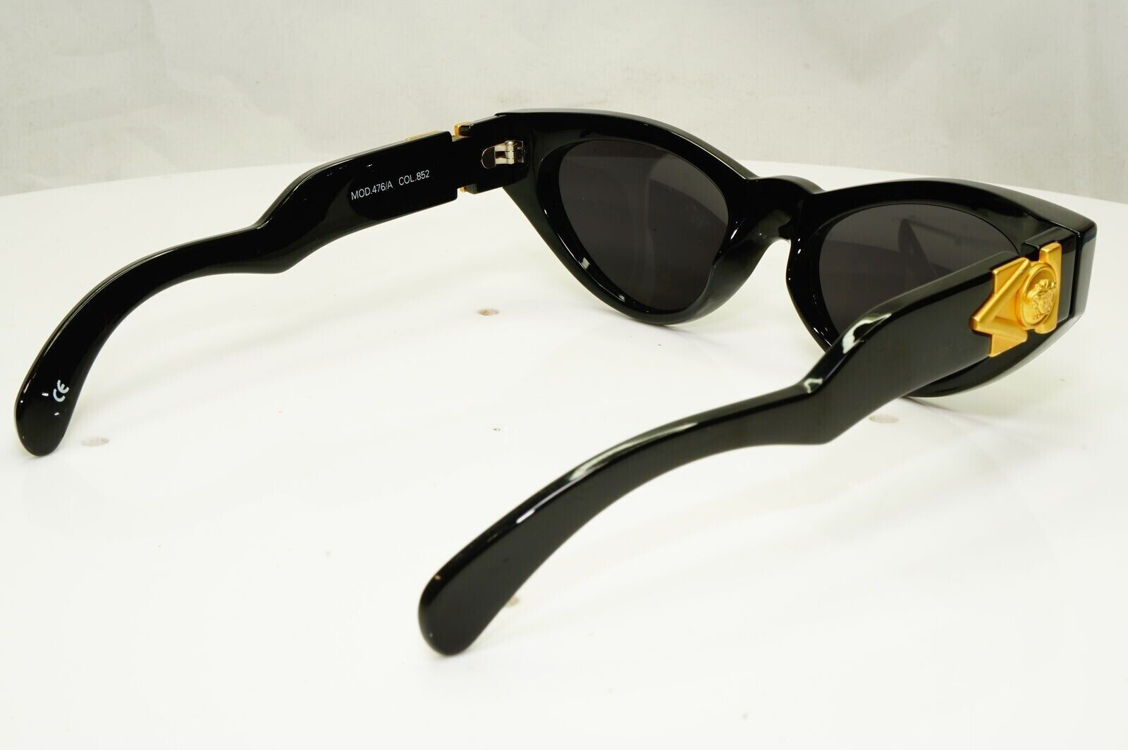 Gianni Versace Sunglasses 1996 Vintage Black Gold Medusa MOD 476/A COL 852