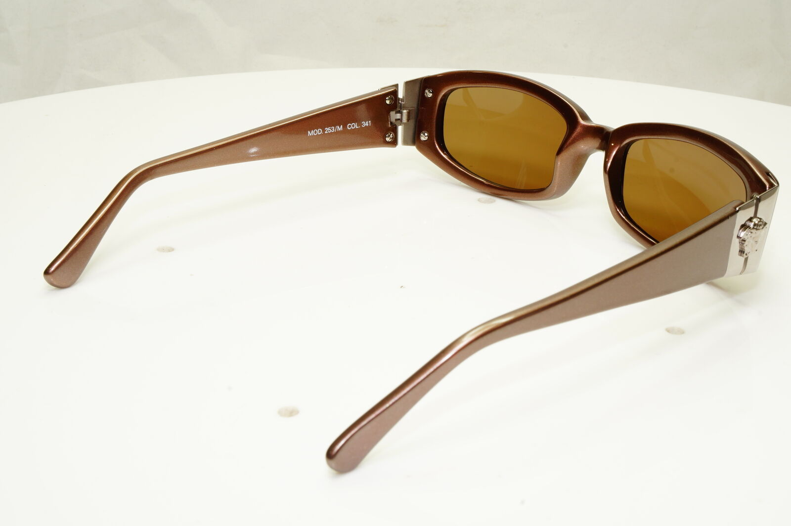 Gianni Versace 1996 Mens Vintage Brown Medusa Sunglasses MOD 253/M COL 341