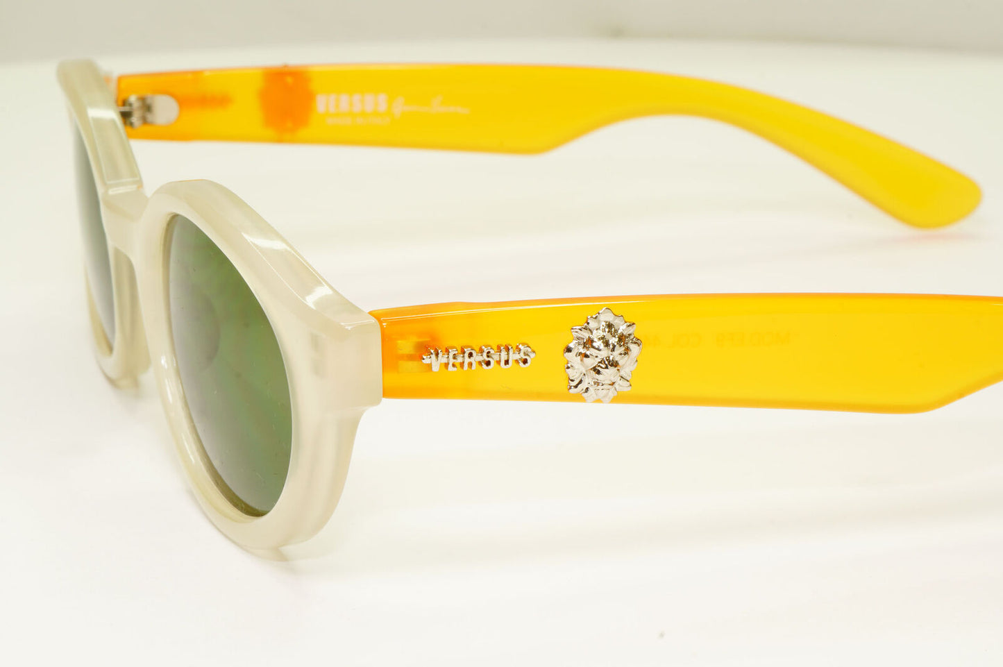 Versus 1995 Vintage Orange White Lion Sunglasses Gianni Versace MOD EF9 COL 445