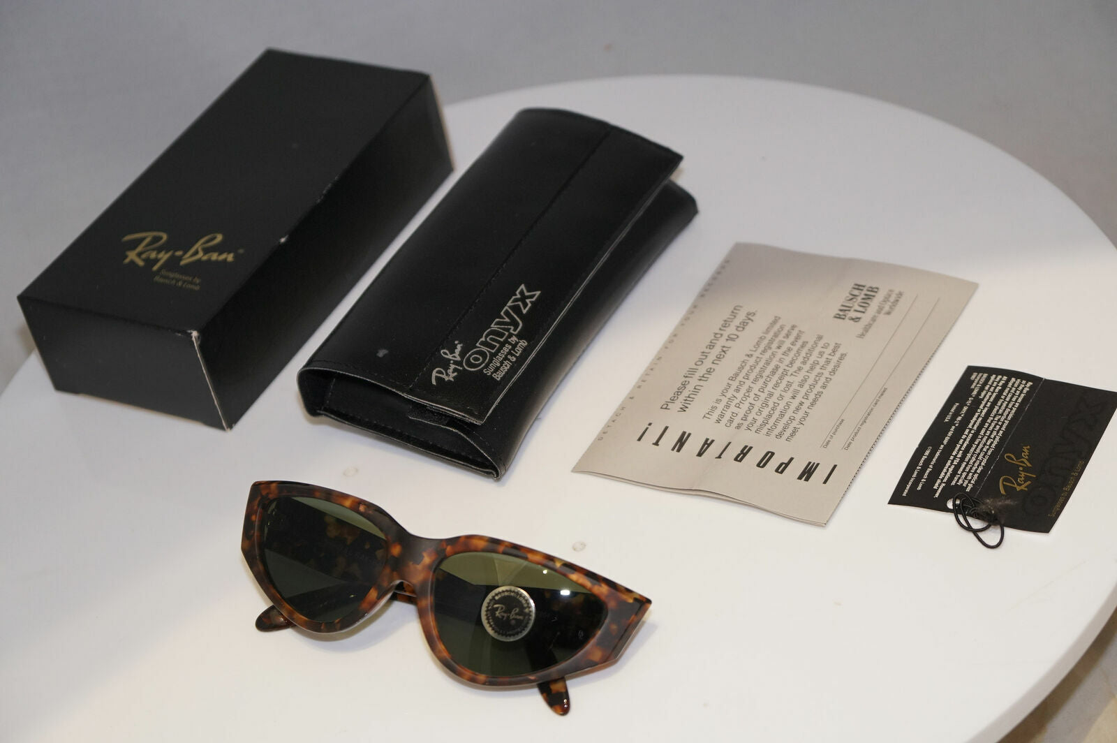Authentic Bausch & Lomb Ray-Ban Vintage 1983 Onyx Hipster Sunglasses Brown W0804