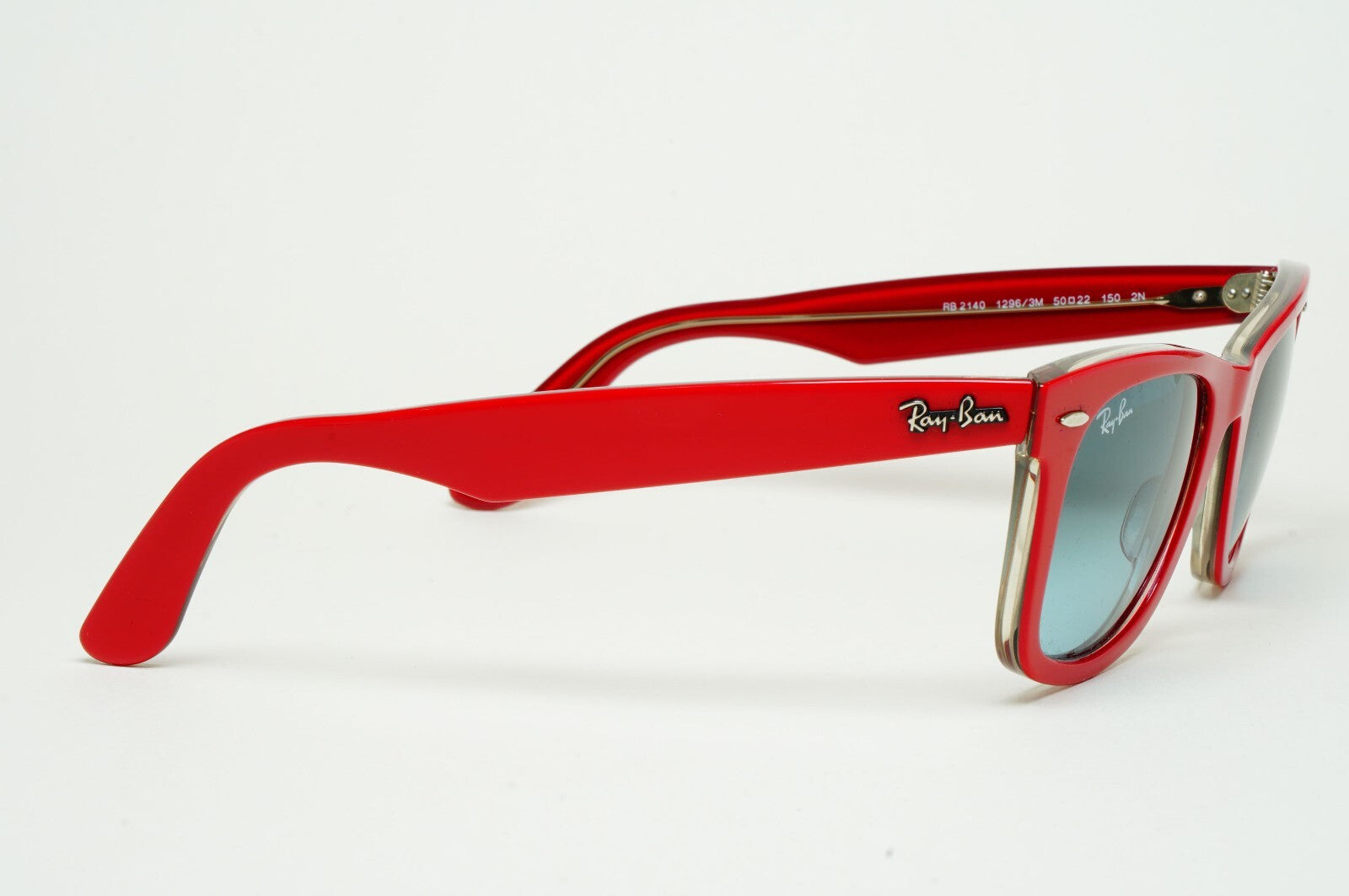 DAMAGED Ray-Ban Sunglasses Wayfarer Red Grey Gradient RB 2140 1296/3M 50mm
