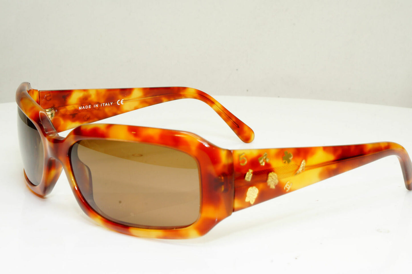 Chanel Gold Charms Sunglasses Brown Tortoise Vintage Womens 5142 574/3B 29988