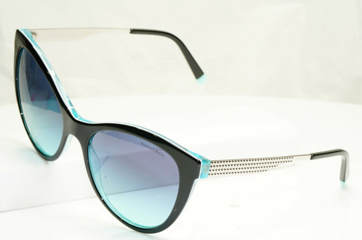Authentic Tiffany & Co Womens Sunglasses Silver Diamond Point TF 4159 8274/9S