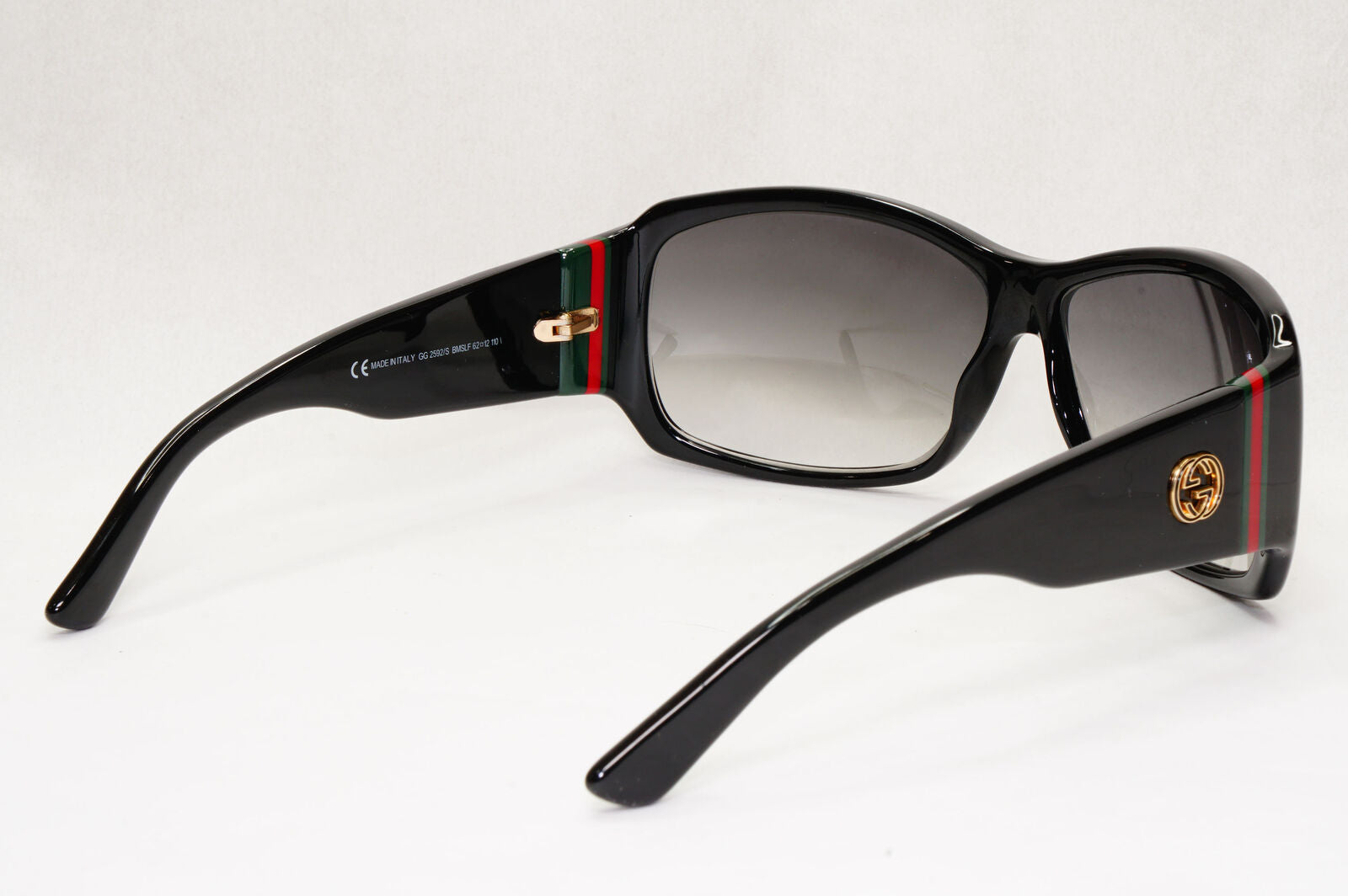 Gucci Sunglasses 1999 Vintage Black Gradient Red Green GG 2592/S BMSLF 131223