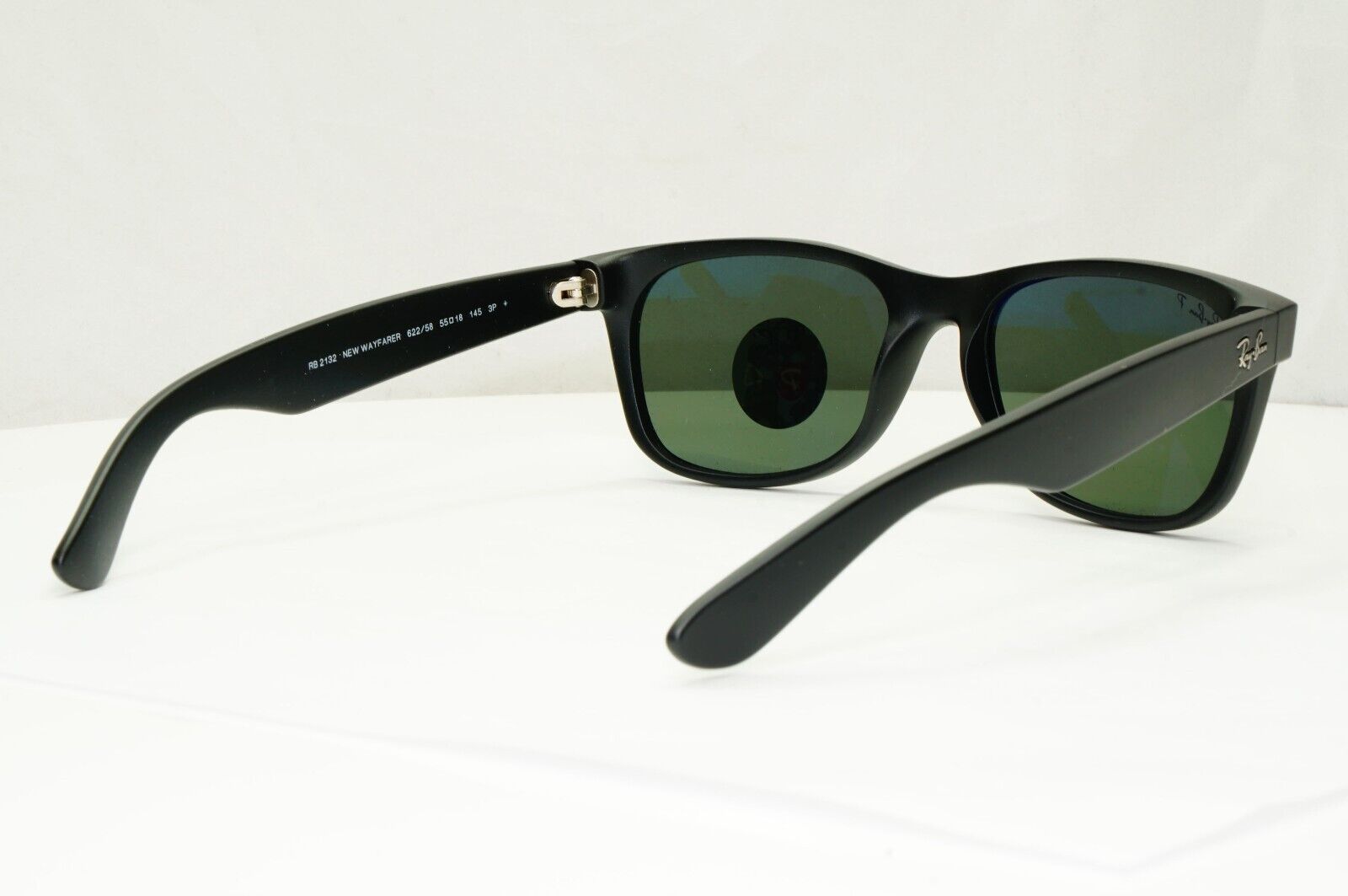 Ray-Ban Sunglasses Polarised Black Rubber Green RB 2132 New Wayfarer 622/58 55mm
