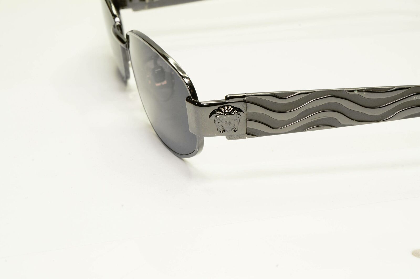 Gianni Versace 1996 Vintage Gunmetal Medusa Metal Sunglasses MOD X36 COL 89M