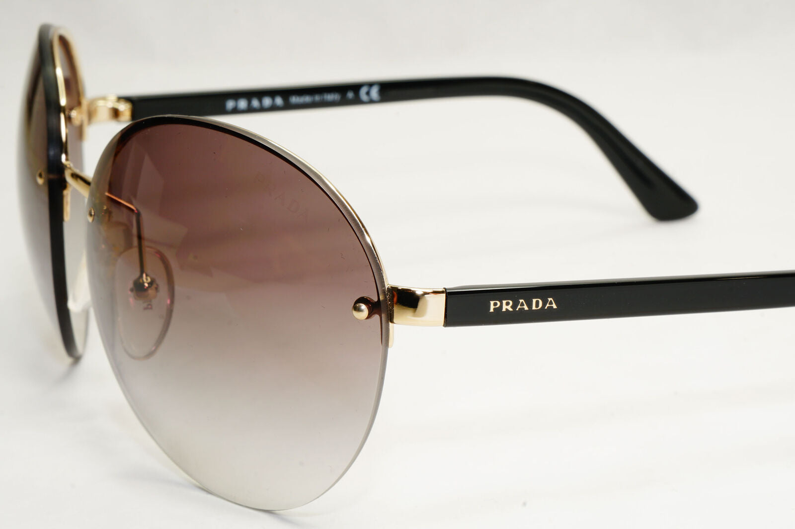 Prada Sunglasses Round Black Grey Gradient PR68VS SPR 68V ZVN-0A7 050124