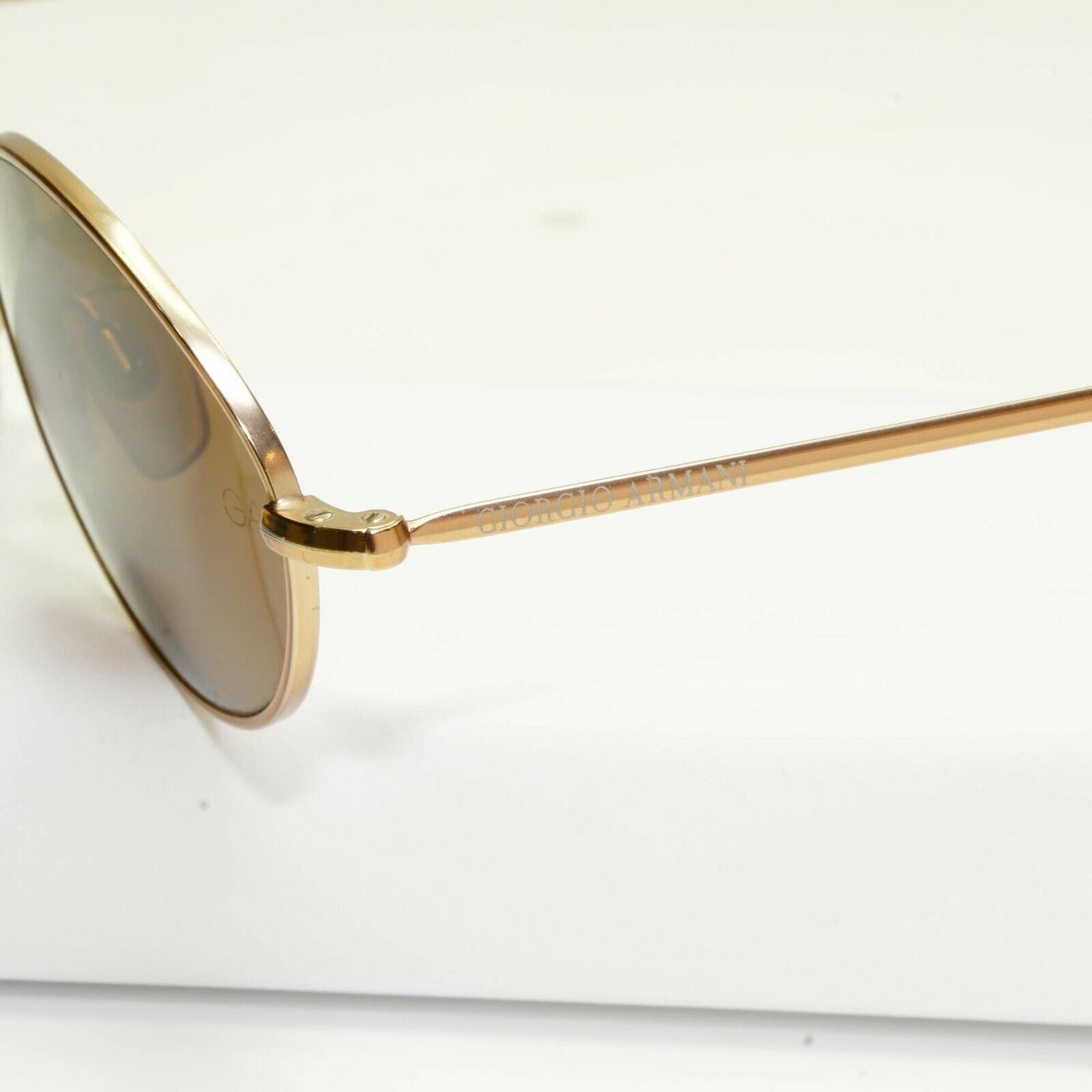 Authentic Giorgio Armani 1997 Vintage Sunglasses Metal Gold Mens Womens 221 816