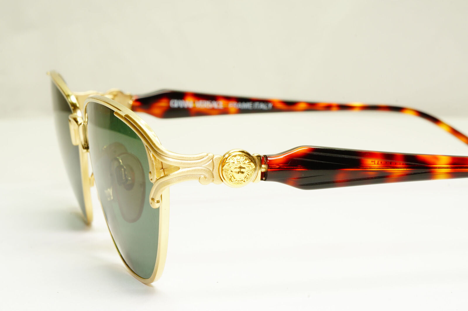 Gianni Versace 1995 Vintage Gold Medusa Green Brown Sunglasses MOD G35 COL 03L B