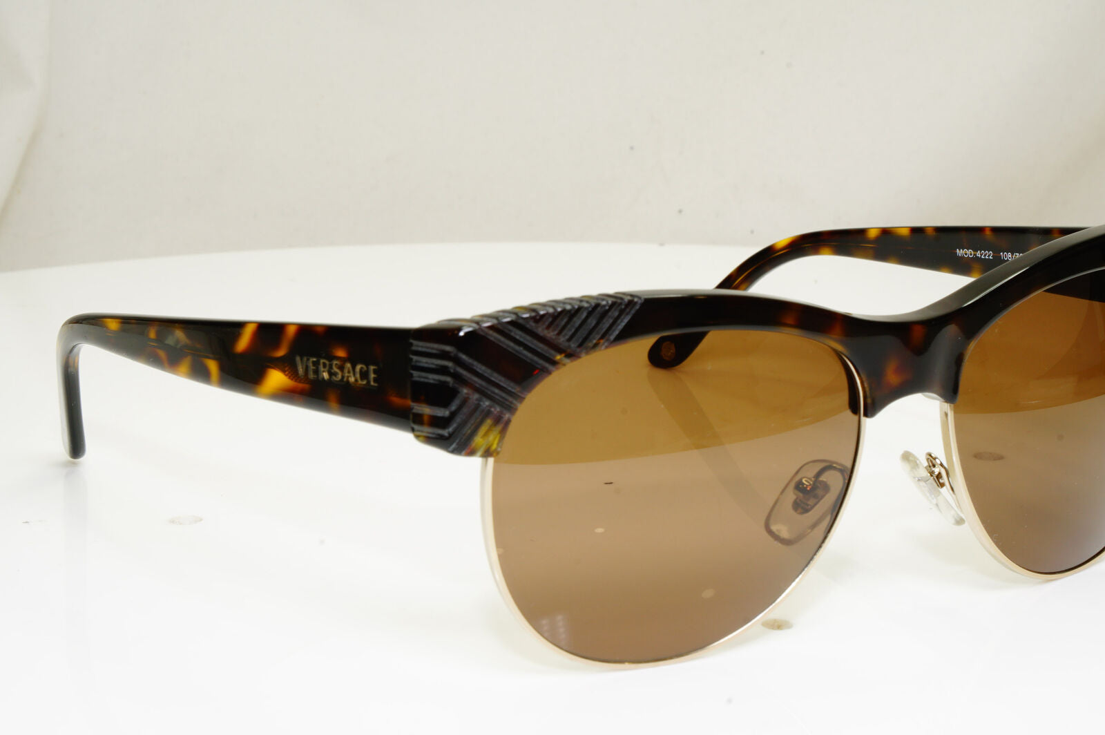 Authentic VERSACE Womens Vintage Sunglasses Brown Square 4222 108/T3 29315