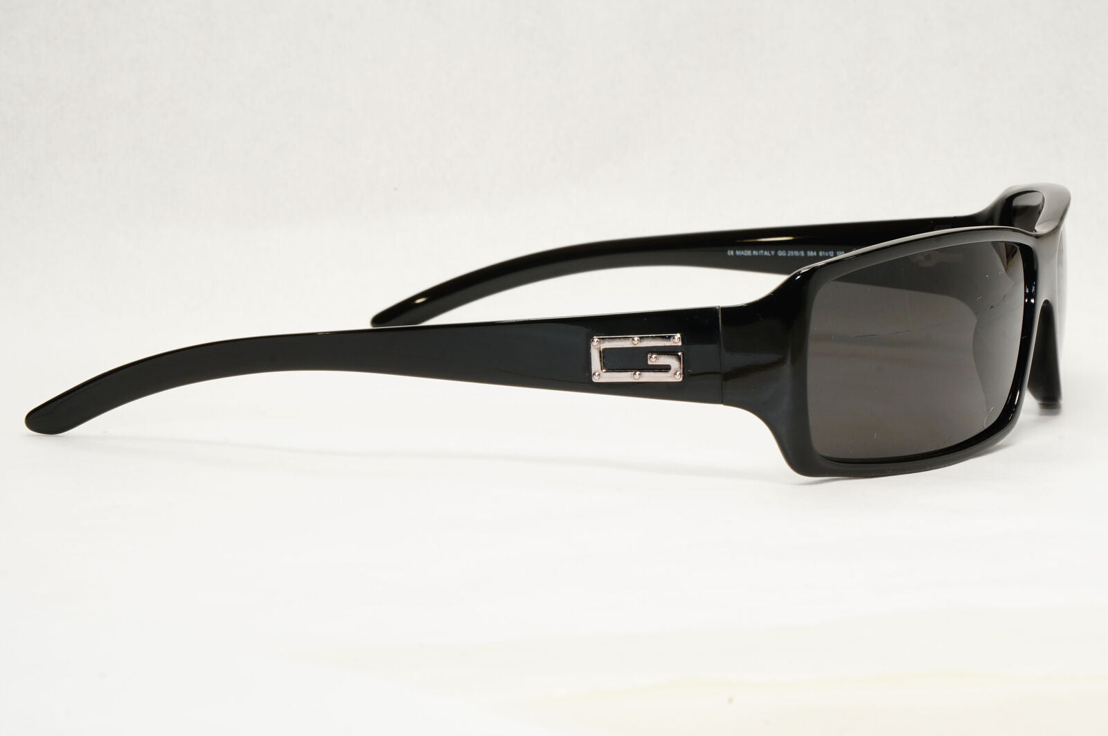 Gucci Sunglasses 1999 Vintage Black Rectangle Wrap Retro GG 2515/S 584 191223