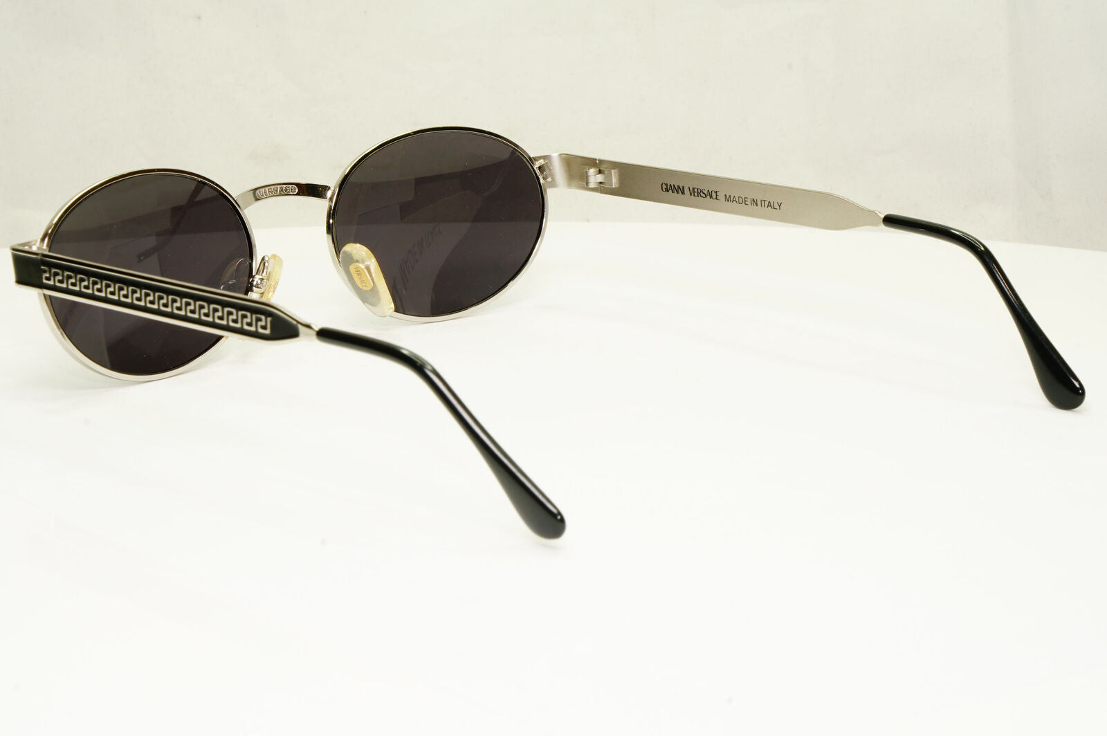 Gianni Versace 1996 Vintage Silver Black Oval Metal Sunglasses MOD S58 COL 56M