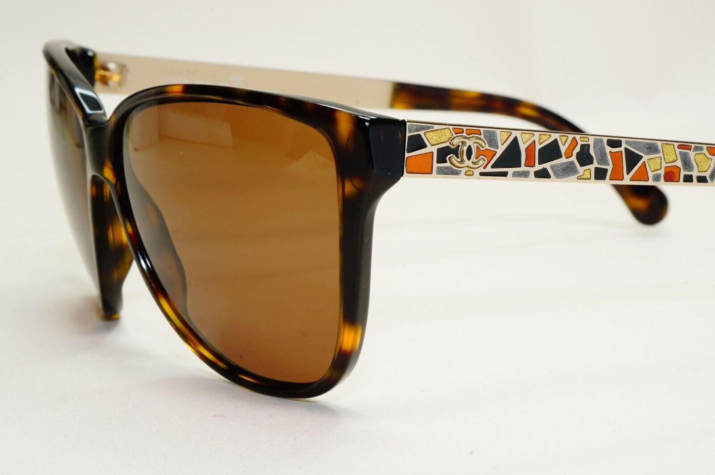 Chanel Sunglasses 2011 Vintage Brown Tortoise Mosaic Square 5222 c.714/3B 081124