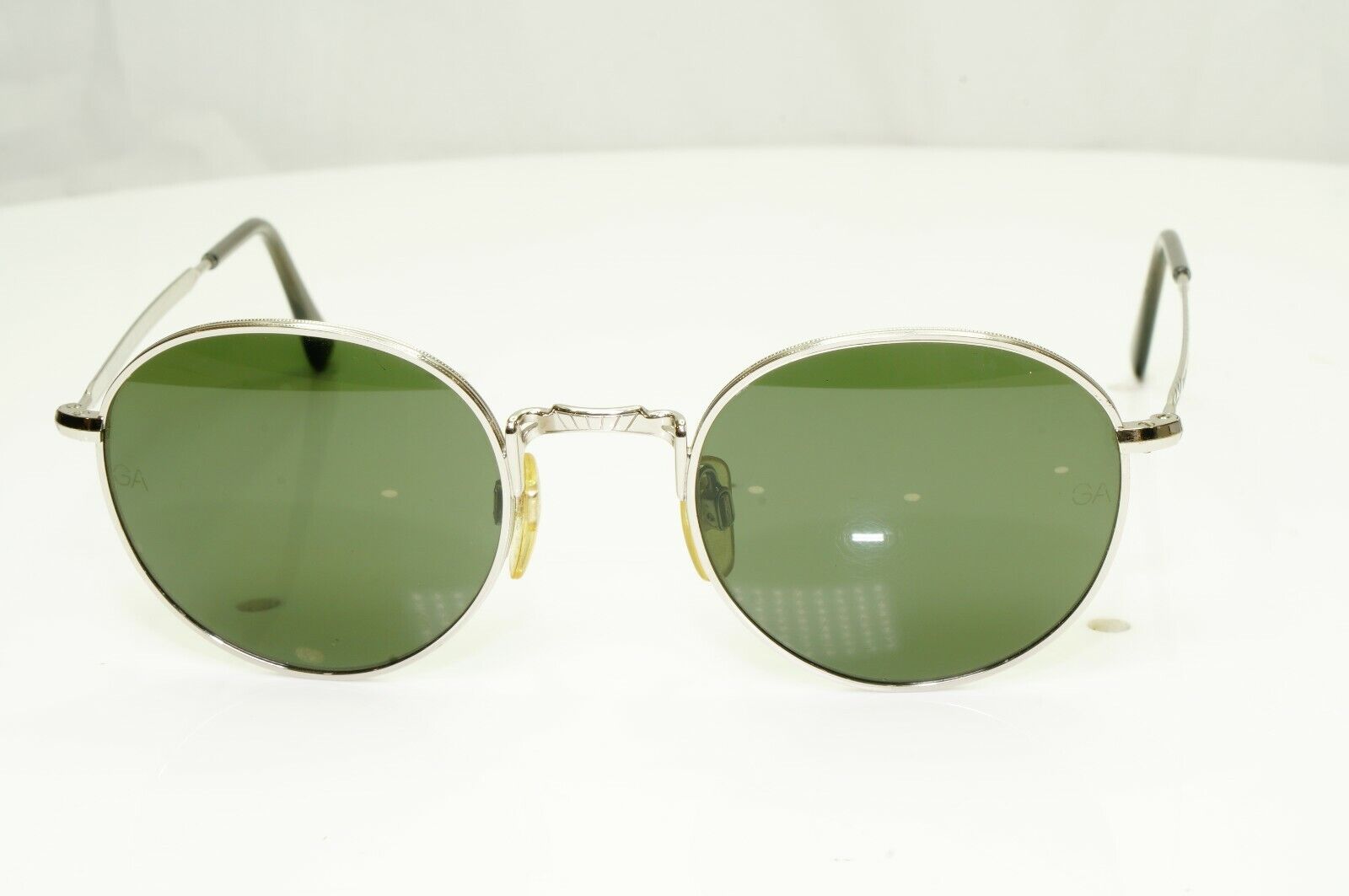 Giorgio Armani 1997 Vintage Sunglasses Silver Round Metal Glass Lens 652 707