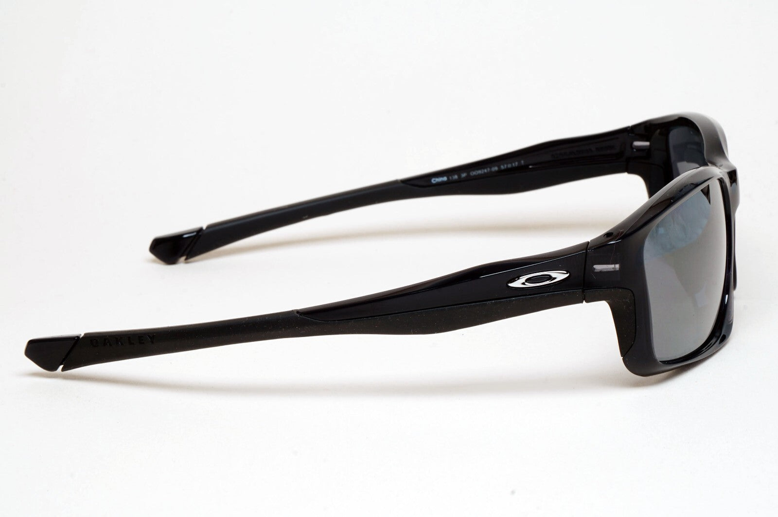 Oakley Sunglasses Polarized Chainlink Black Ink Iridium Glossy OO 9247 09