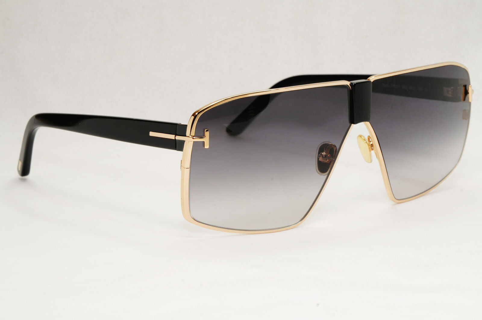 Tom Ford Sunglasses Reno Black Gold Grey Gradient Navigator FT0911 TF 911  28B